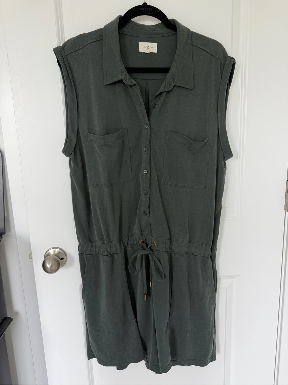 Lou & Grey Olive Sleeveless Button-Front Romper